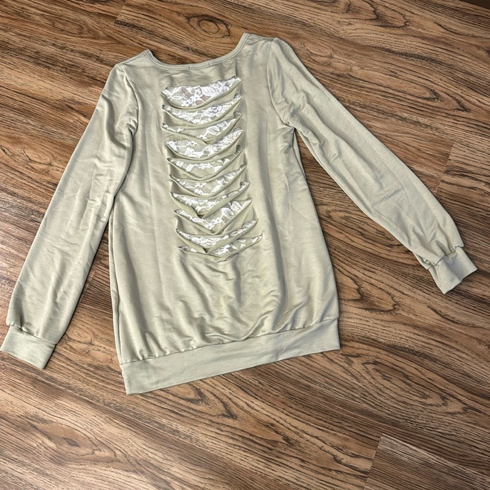 LIKE NEW!! P.S. Kate long sleeve shirt - lace back - size S
